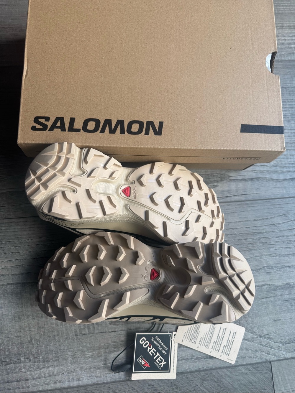 Salomon XT-6 Gore-Tex Safari/Safari/Black Size 4.5 Men/ 5.5 Women New in Box - Picture 3 of 5